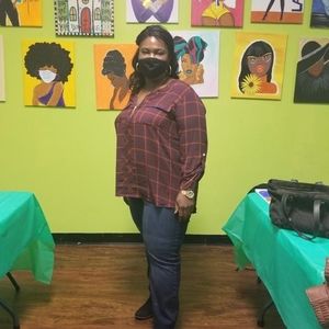 Meet your Posher, Danielle